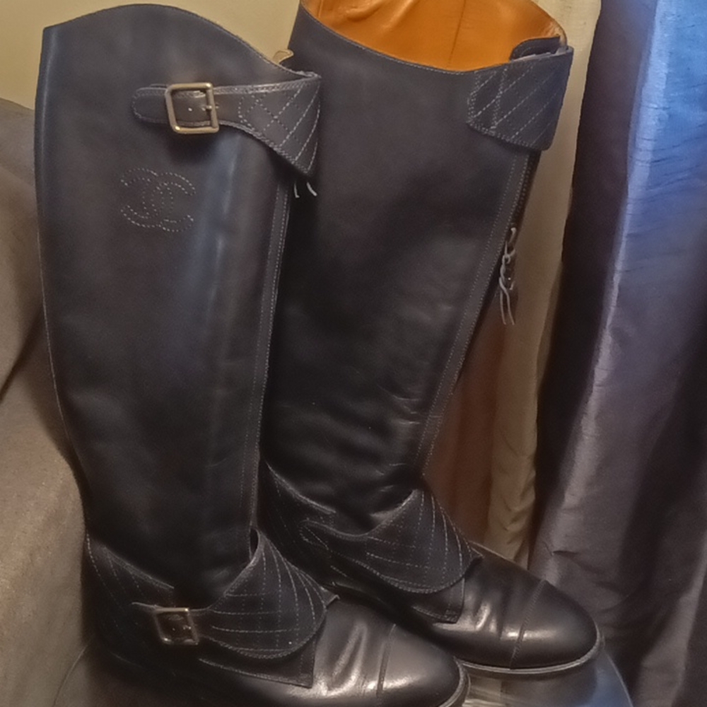Vintage 2012 Chanel authentic riding boots size 8/38